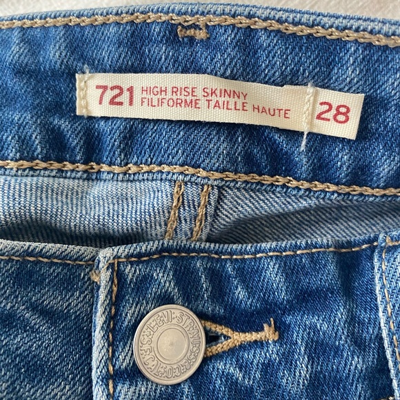 Levi’s 721 ripped leg skinny jeans - Picture 2 of 3